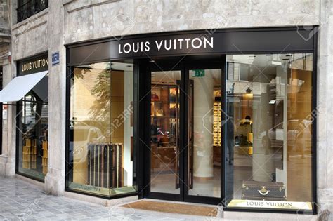 louis vuitton pais|louis vuitton in spain.